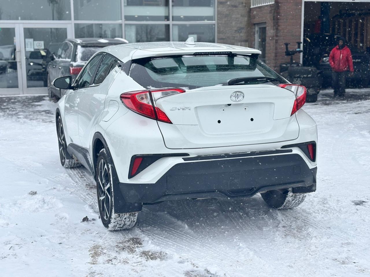 2019 Toyota C-HR  - Photo #2