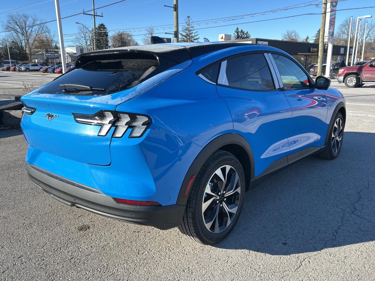 2024 Ford Mustang Mach-E Select Photo4