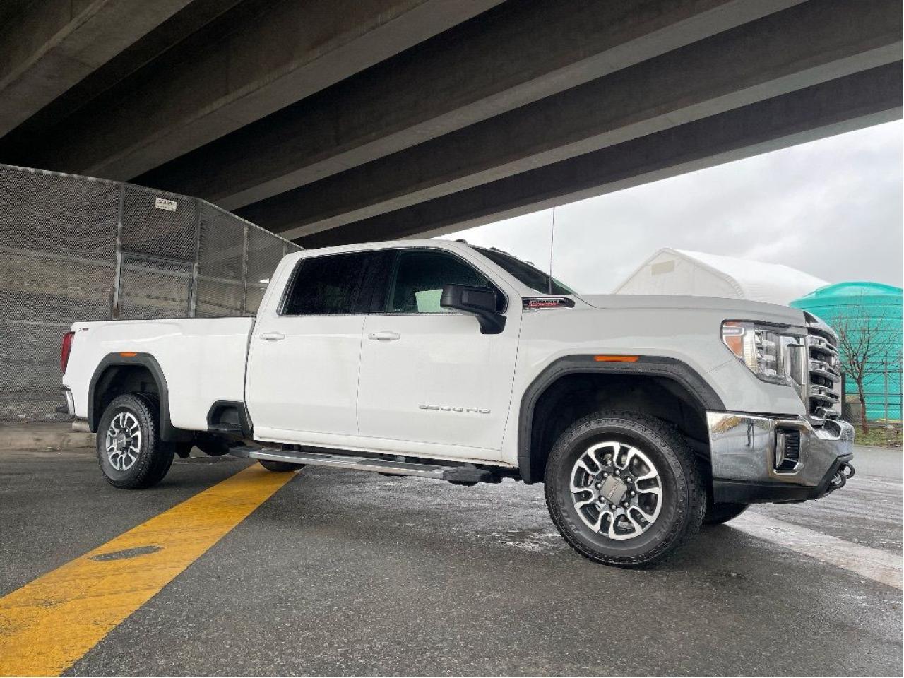 Used 2021 GMC Sierra 3500 HD SLE CREW LB X31 4WD DIESEL PWR HEATED SEATS CAMERA for sale in Langley, BC