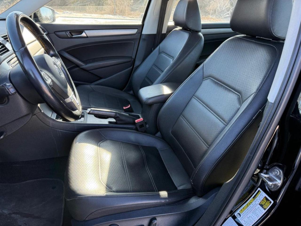 2015 Volkswagen Passat COMFORTLINE | TDI | DIESEL | CLEAN CARPROOF | LEATHER | SUNROOF - Photo #19