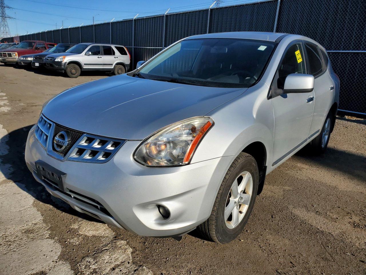 Used 2013 Nissan Rogue SV for sale in Hamilton, ON