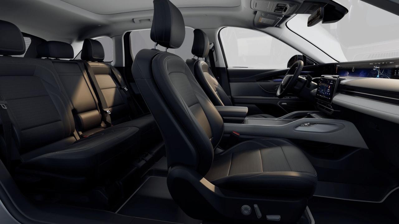 2025 Lincoln Nautilus RESERVE Photo