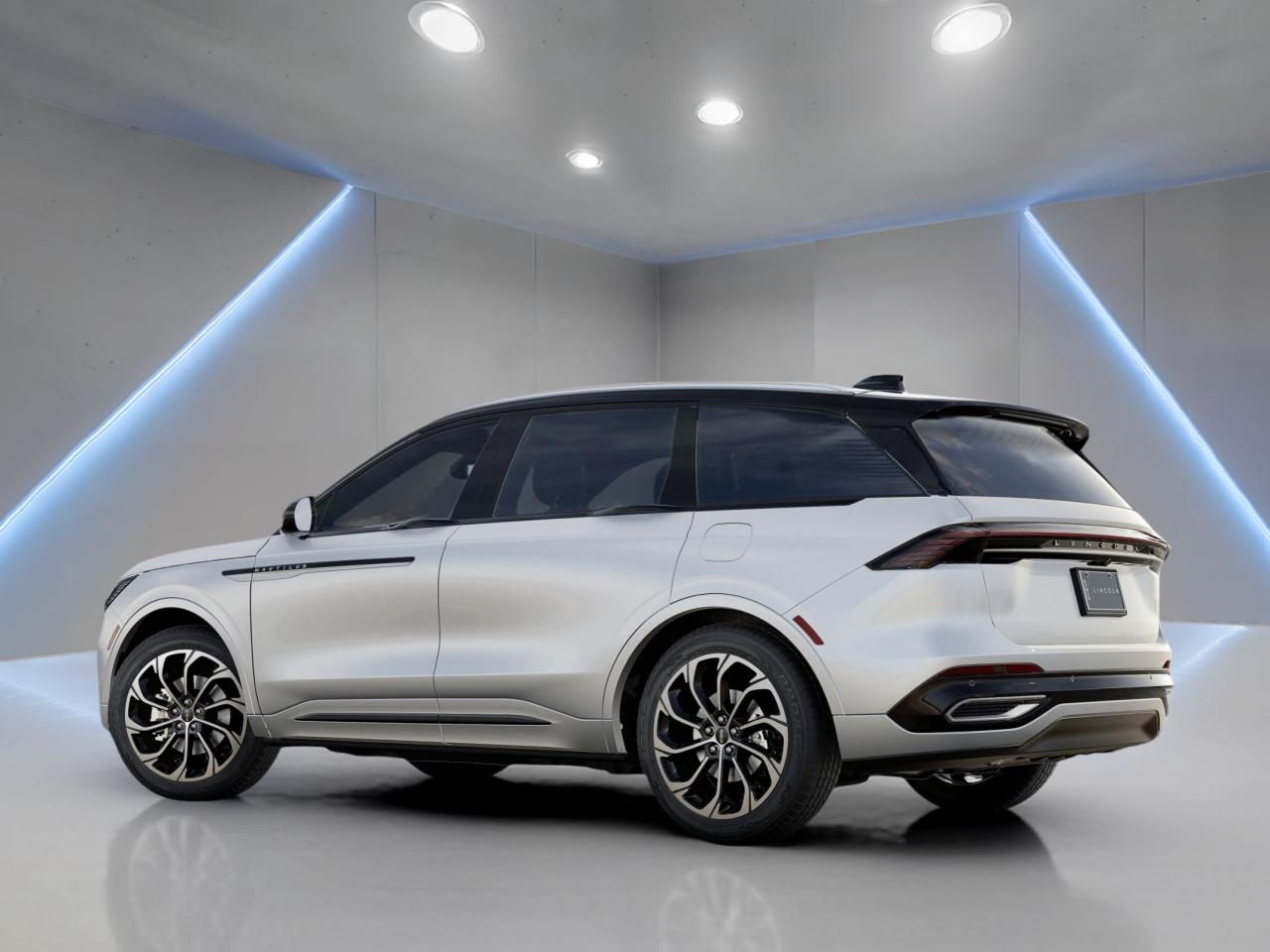 2025 Lincoln Nautilus RESERVE Photo