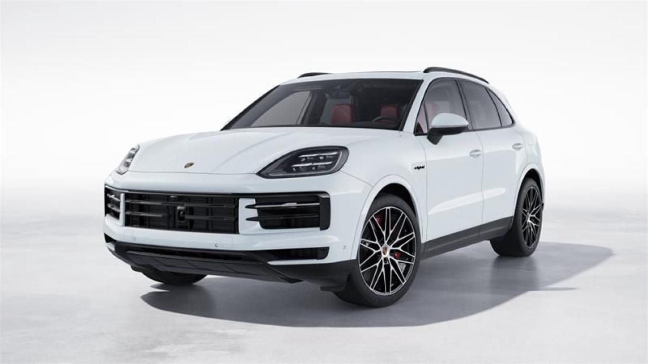 New 2025 Porsche Cayenne S e-Hybrid AWD for sale in Langley City, BC