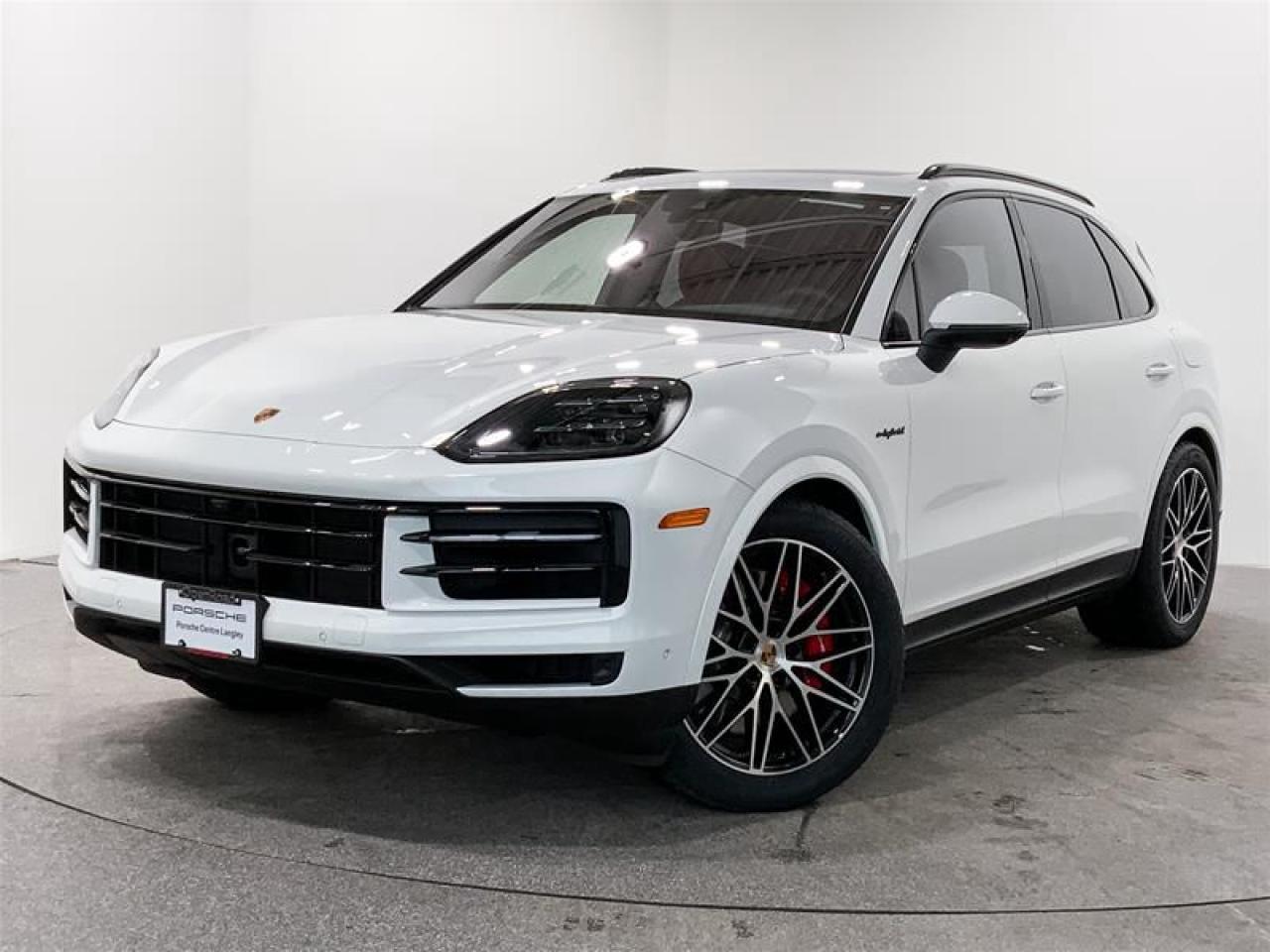 New 2025 Porsche Cayenne S e-Hybrid AWD for sale in Langley City, BC