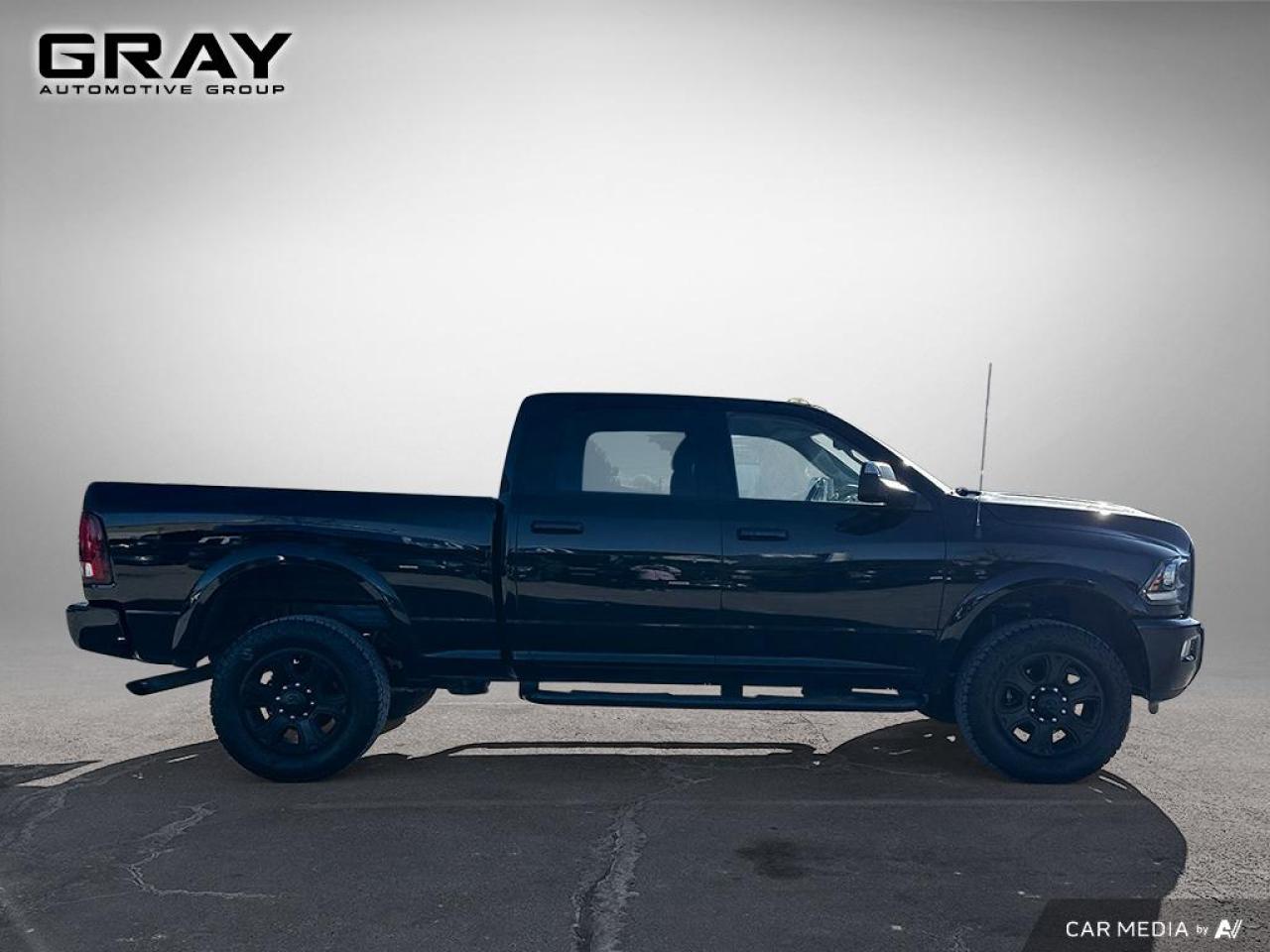2014 RAM 2500 LARAMIE/6.4L V8 Hemi/LOADED - Photo #6