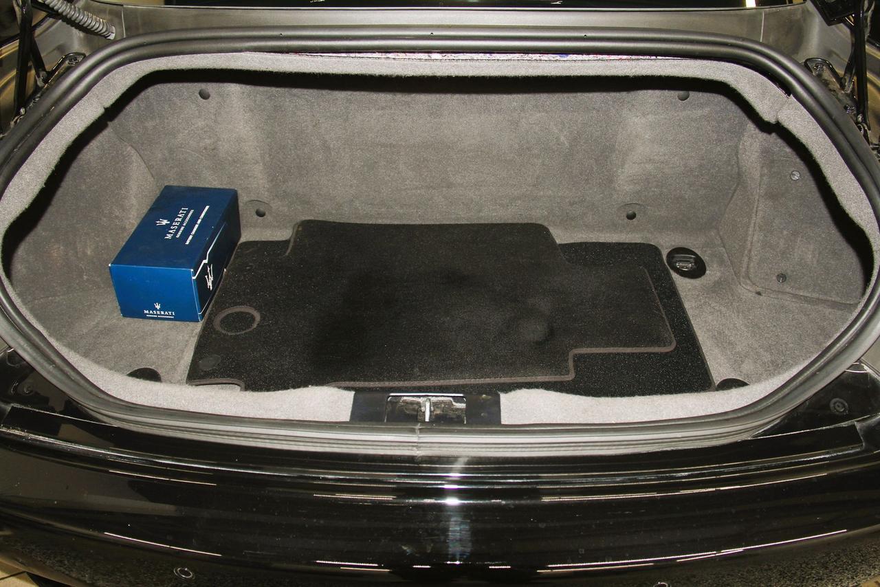 2008 Maserati GranTurismo MASERATI GRANTURISMO S COUPE 4.7L 433 HP Photo