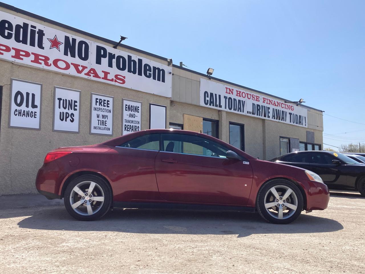 2008 Pontiac G6 2dr Conv GT - Photo #2