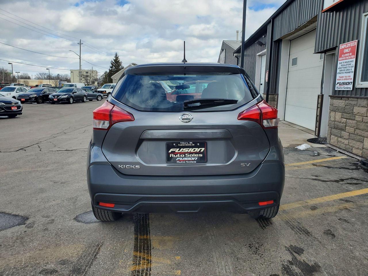 2018 Nissan Kicks SV FWD-HEATED SEATS-REAR CAMERA-BLUETOOTH - Photo #4