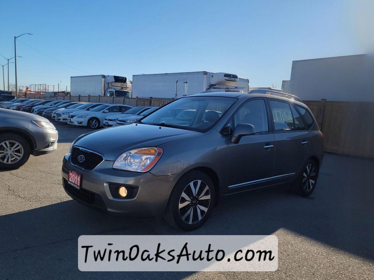 2011 Kia Rondo EX w/3rd Row - Photo #1
