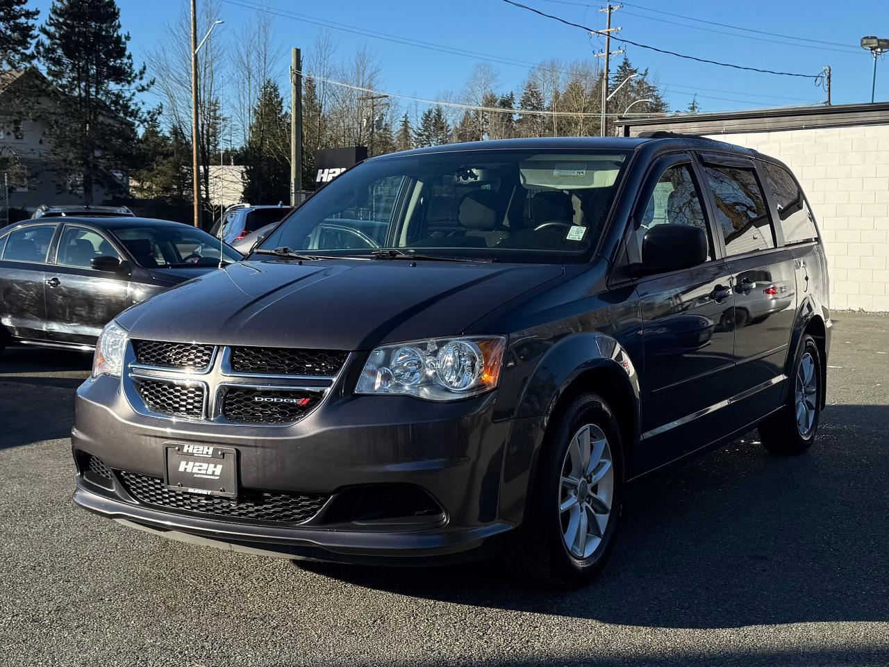 Used 2015 Dodge Grand Caravan FINANCING AVAILABLE for sale in Surrey, BC