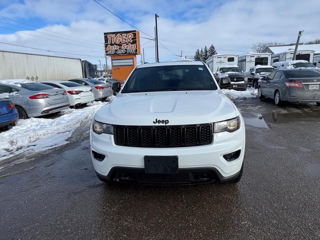 2020 Jeep Grand Cherokee UPLAND, 4X4, V6, ONLY 162KMS, SUNROOF, CERTIFIED - Photo #8