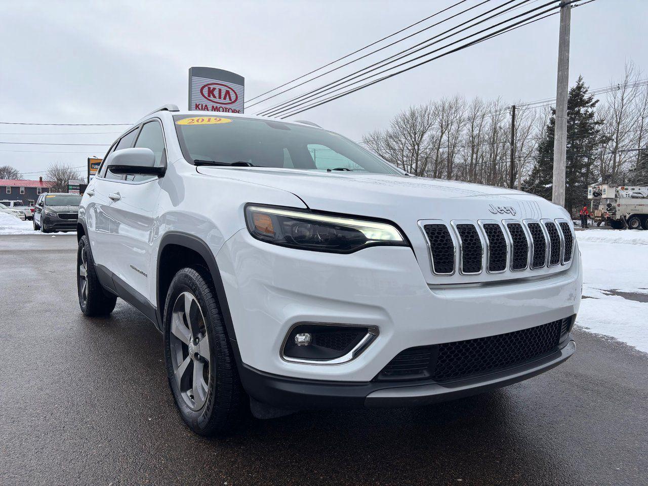 Used 2019 Jeep Cherokee Limited for sale in Summerside, PE