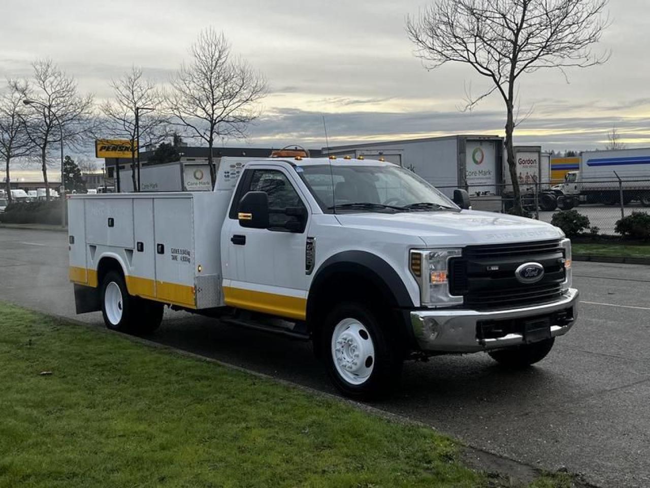 Used 2019 Ford F-550 Service Truck 4WD for sale in Burnaby, BC