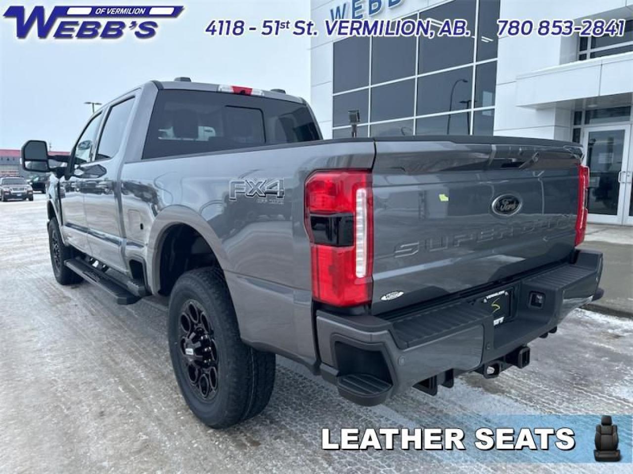 2024 Ford F-350 Super Duty Lariat Photo4