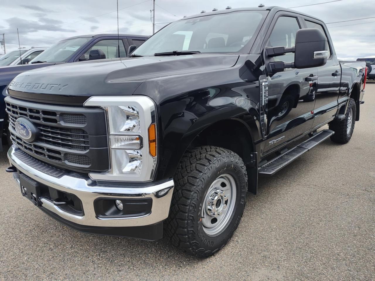 New 2025 Ford F-250 XL for sale in Pembroke, ON