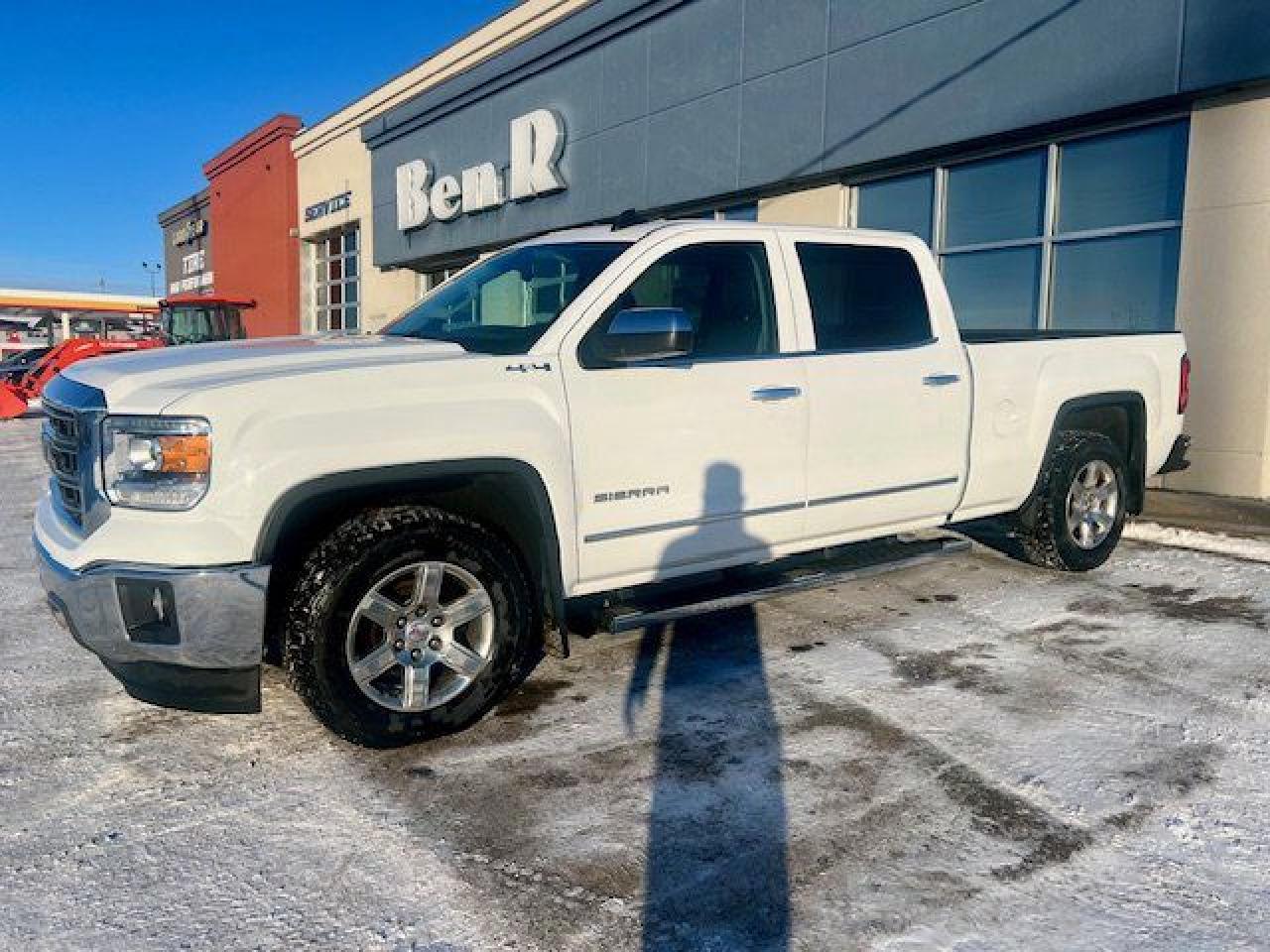 Used 2015 GMC Sierra SLT for sale in Steinbach, MB