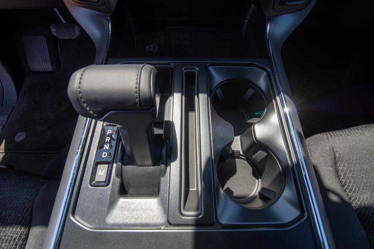 2025 Ford F-150 XLT 4WD SuperCrew 5.5' Box Photo5
