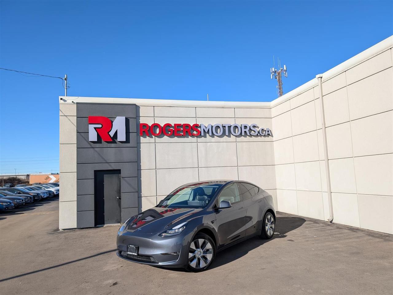 Used 2021 Tesla Model Y LONG RANGE AWD - DUAL MOTOR for sale in Oakville, ON