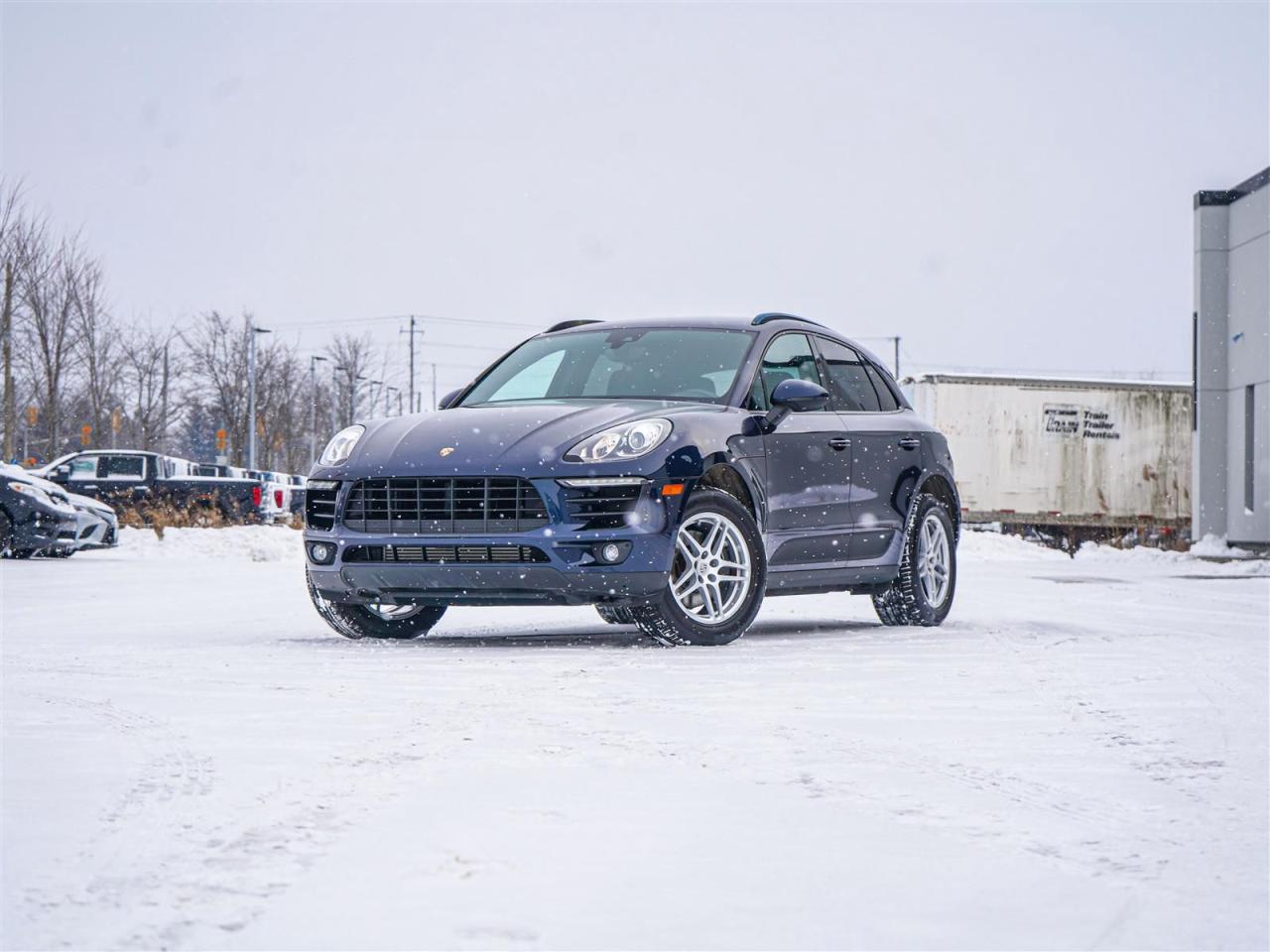 Used 2018 Porsche Macan SPORT EDITION | AWD | NAV | LEATHER | CAMERA for sale in Kitchener, ON