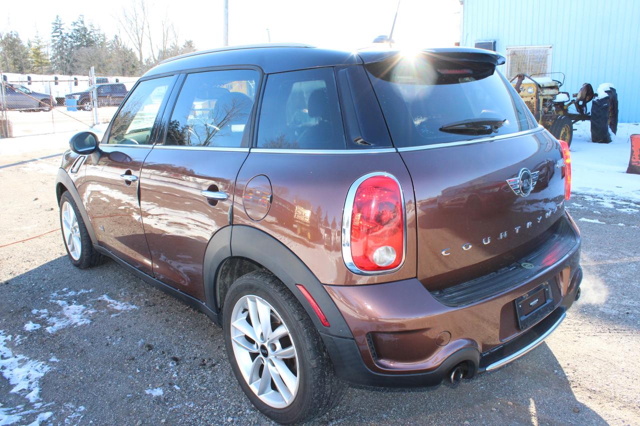 2014 MINI Cooper Countryman  Photo3