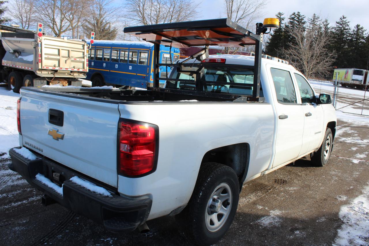 2018 Chevrolet Silverado 1500  Photo2