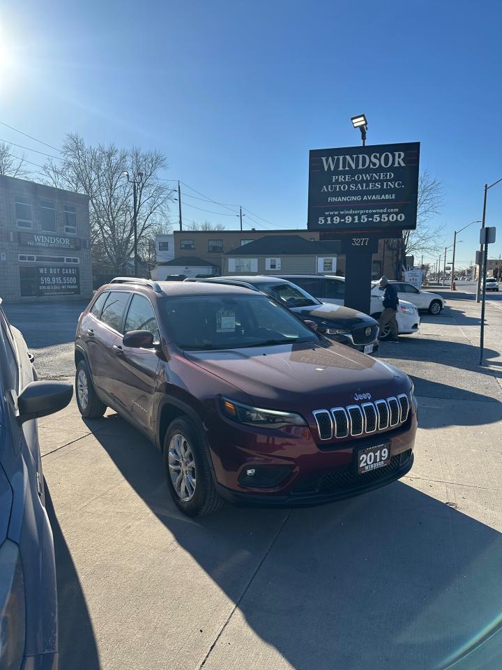 Used 2019 Jeep Cherokee NORTH 4X4 for sale in Windsor, ON