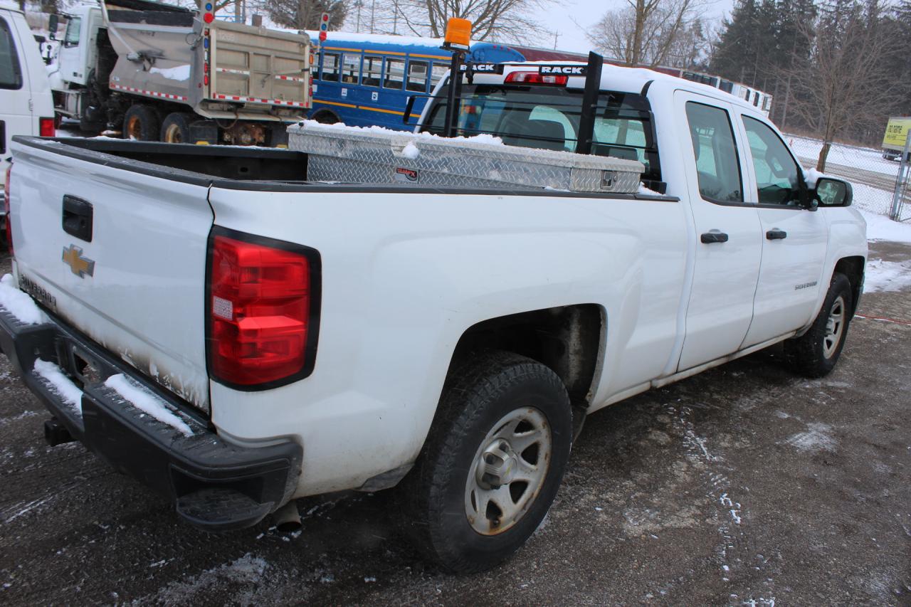 2014 Chevrolet Silverado 1500  Photo2