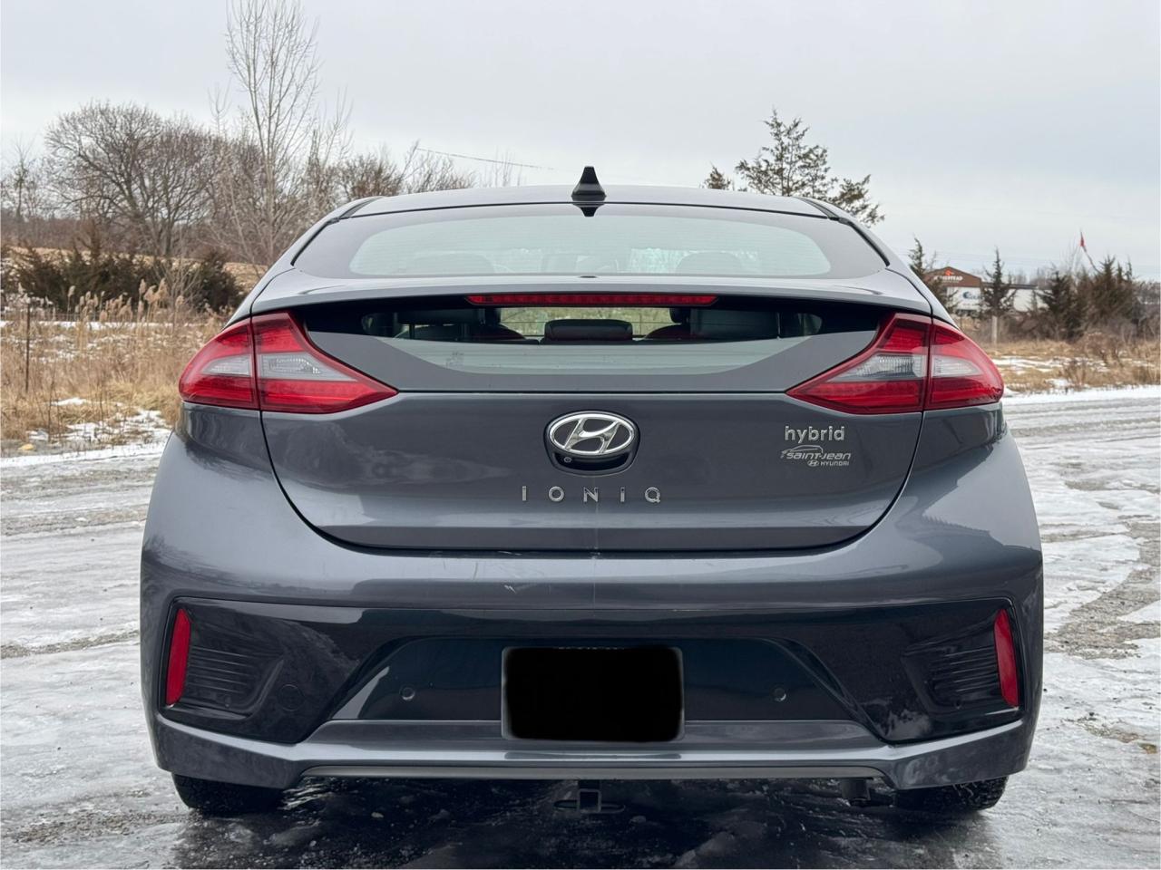 2017 Hyundai IONIQ LIMITED | ONE OWNER | LEATHER | NAV | SUNROOF Photo3