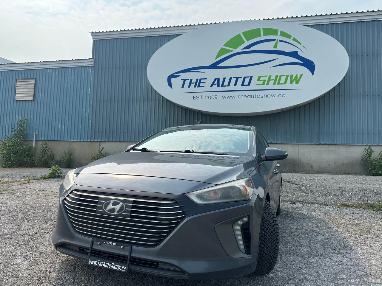 2017 Hyundai IONIQ LIMITED | ONE OWNER | LEATHER | NAV | SUNROOF Photo9