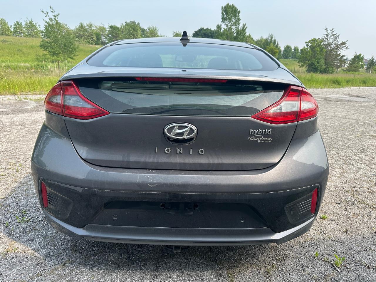 2017 Hyundai IONIQ LIMITED | ONE OWNER | LEATHER | NAV | SUNROOF Photo11