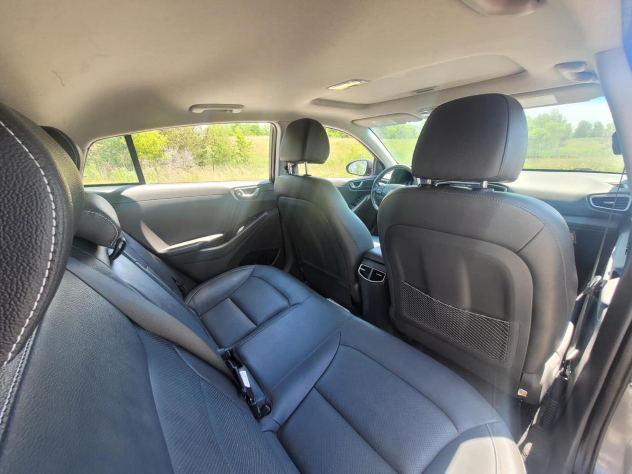 2017 Hyundai IONIQ LIMITED | ONE OWNER | LEATHER | NAV | SUNROOF Photo28
