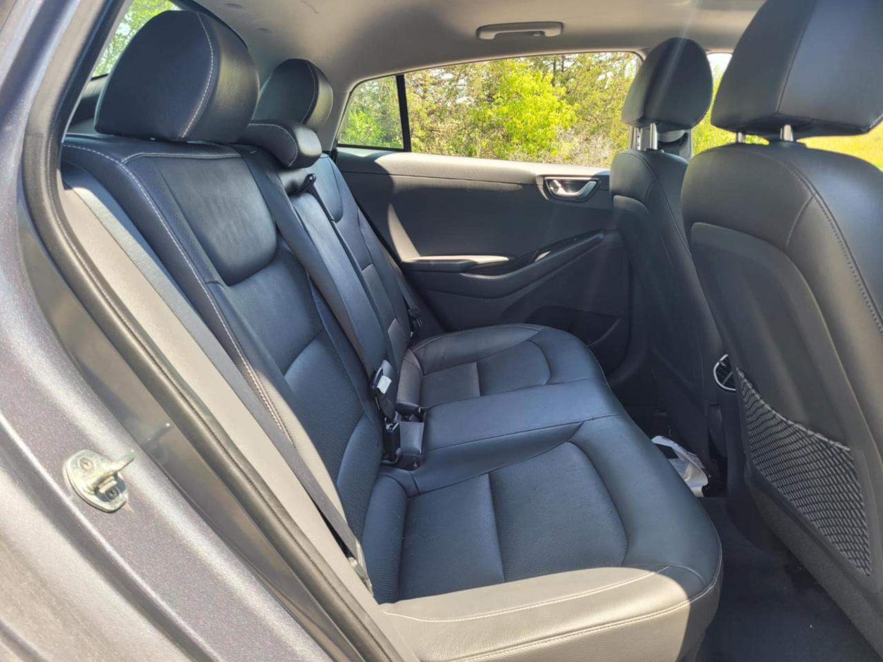 2017 Hyundai IONIQ LIMITED | ONE OWNER | LEATHER | NAV | SUNROOF Photo7