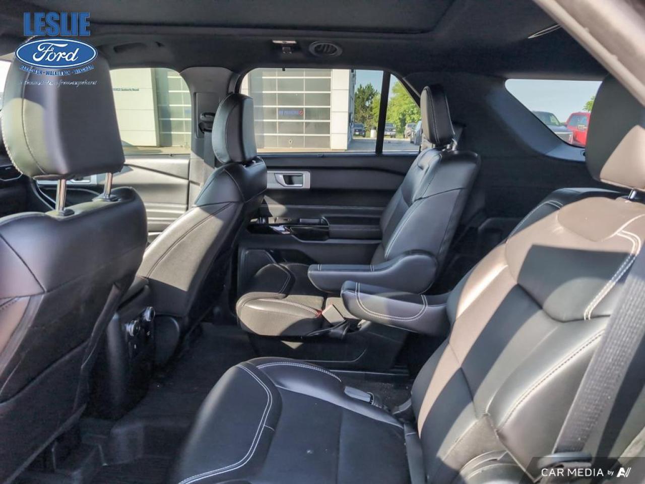 2022 Ford Explorer ST 4WD Photo