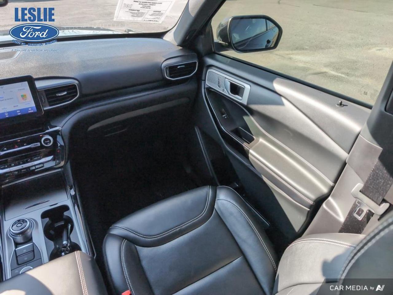 2022 Ford Explorer ST 4WD Photo