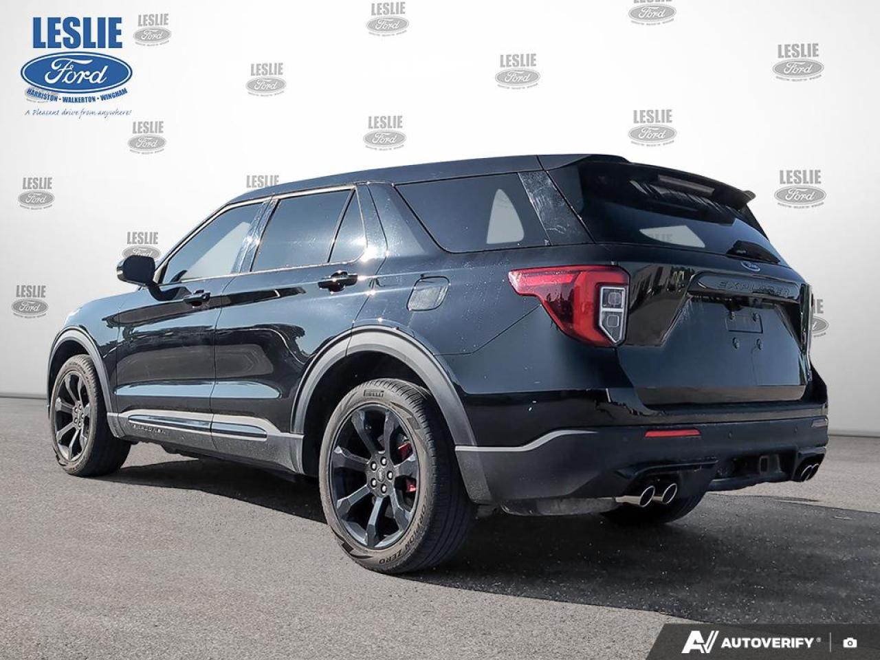2022 Ford Explorer ST 4WD Photo