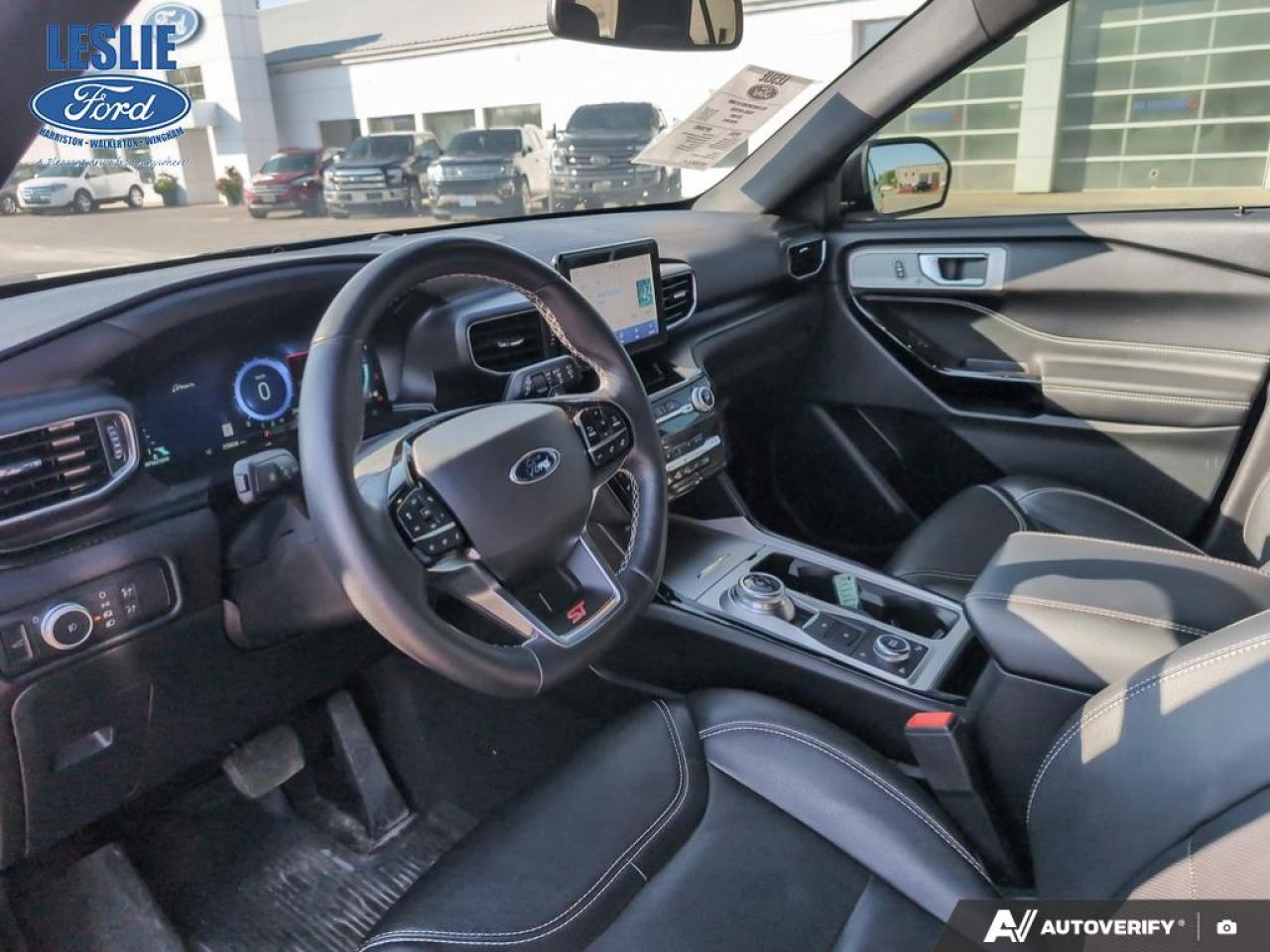 2022 Ford Explorer ST 4WD Photo