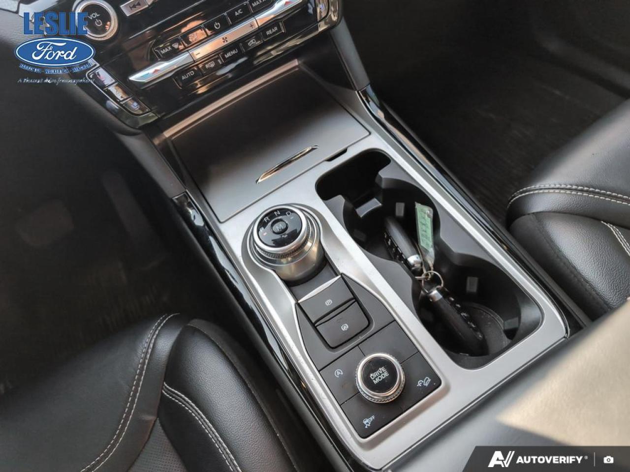 2022 Ford Explorer ST 4WD Photo