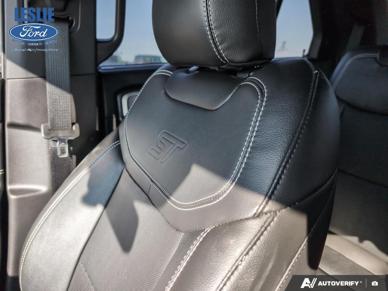 2022 Ford Explorer ST 4WD Photo