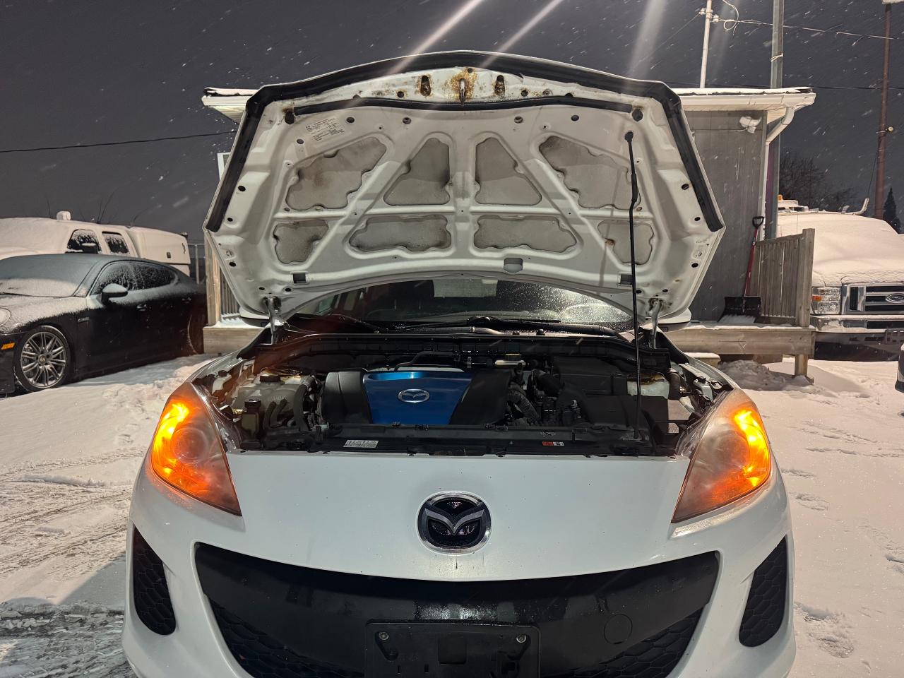 2012 Mazda MAZDA3  Photo4