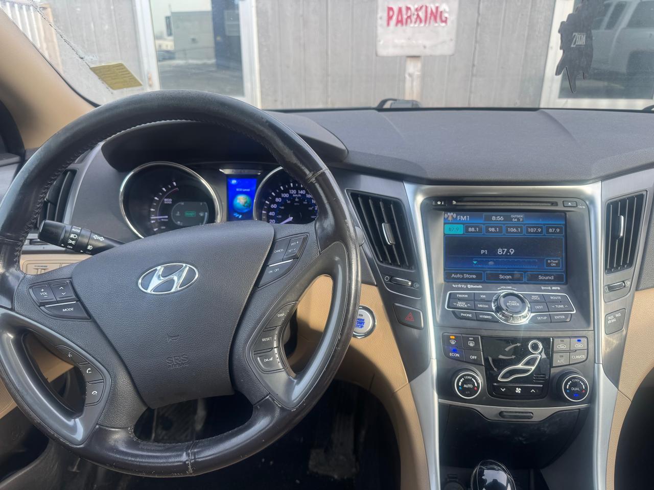 2013 Hyundai Sonata Hybrid Limited w/Technology Pkg - Photo #16