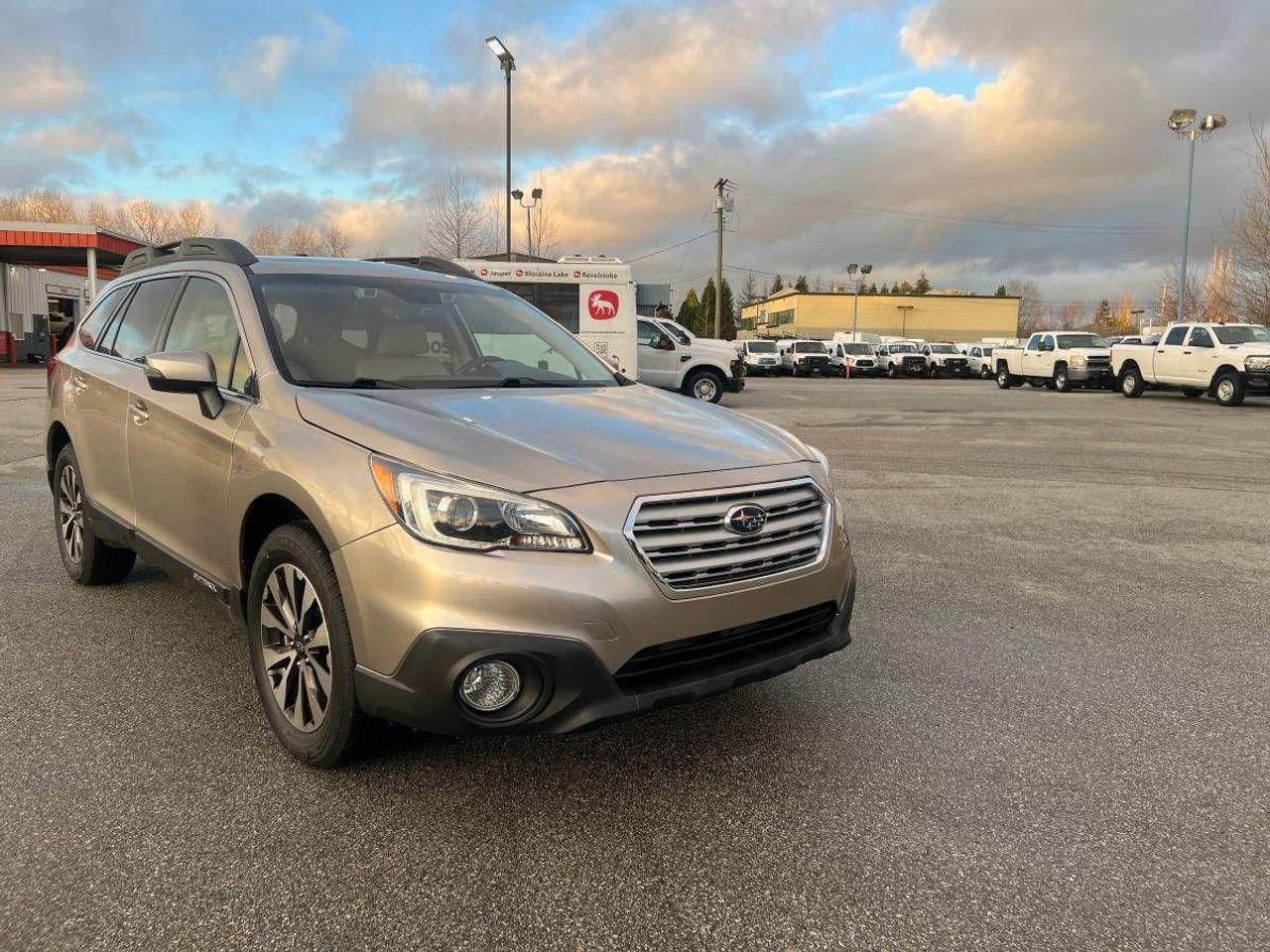 2017 Subaru Outback 3.6R Limited - Photo #1
