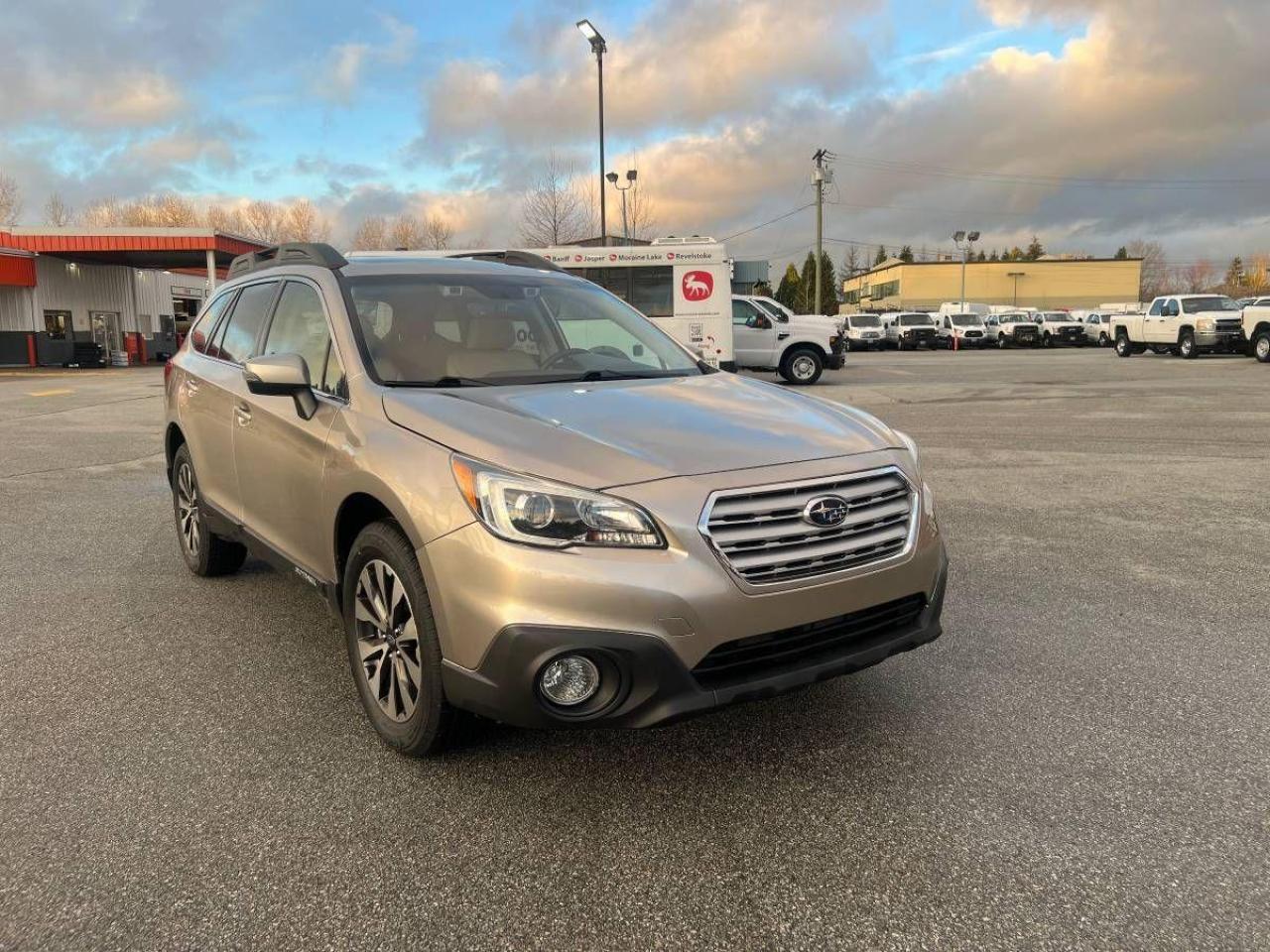 2017 Subaru Outback 3.6R Limited - Photo #2