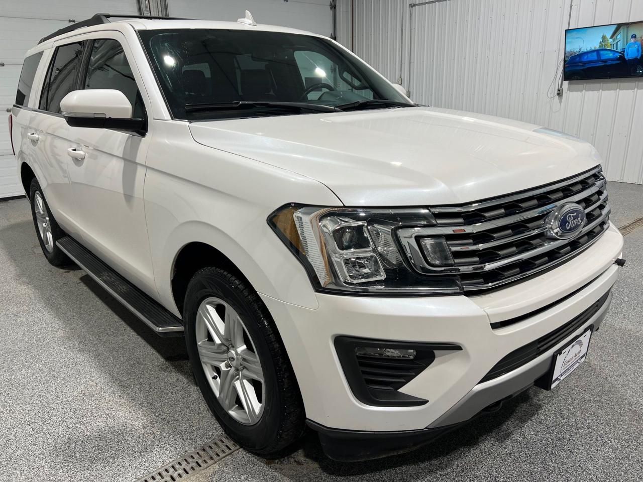 Used 2018 Ford Expedition XLT 4WD for sale in Brandon, MB