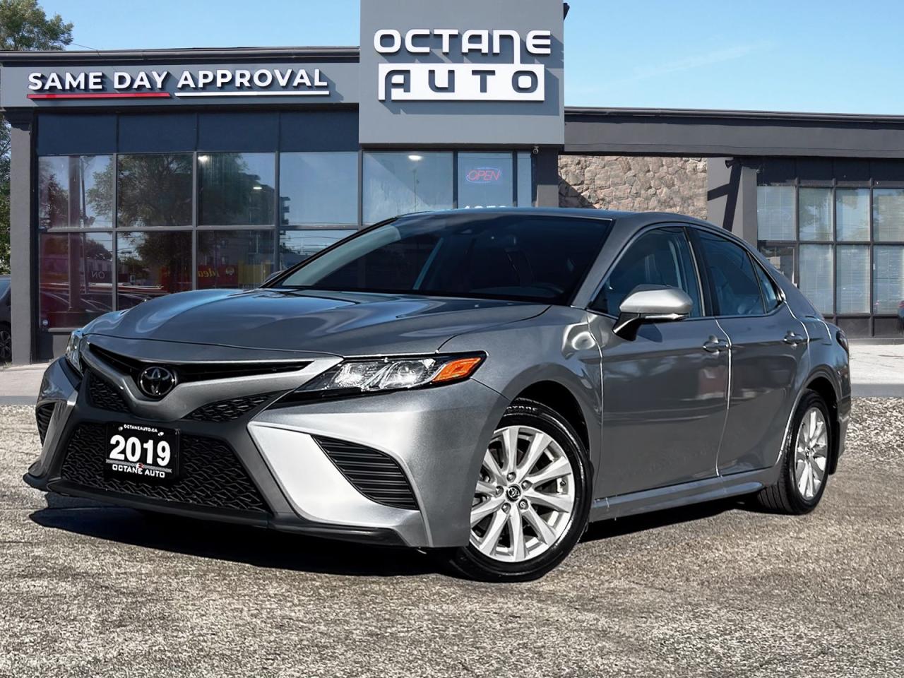 Used 2019 Toyota Camry SE for sale in Scarborough, ON