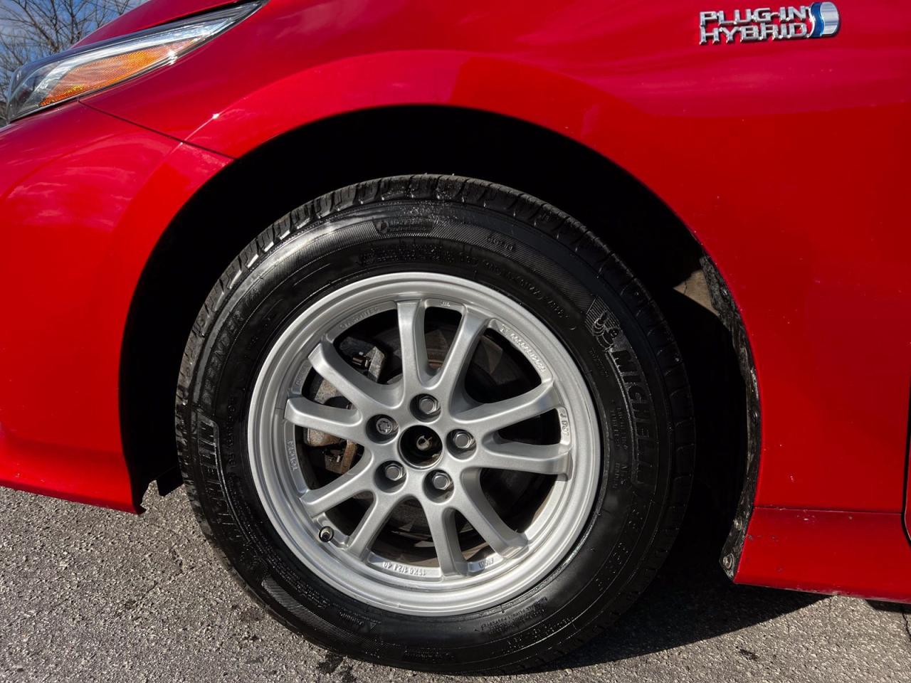 2020 Toyota Prius Prime LE - Photo #8