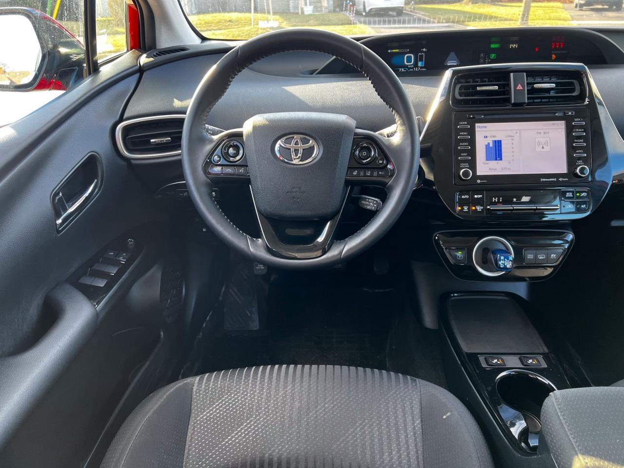 2020 Toyota Prius Prime LE - Photo #15