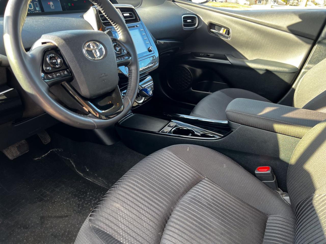 2020 Toyota Prius Prime LE - Photo #17