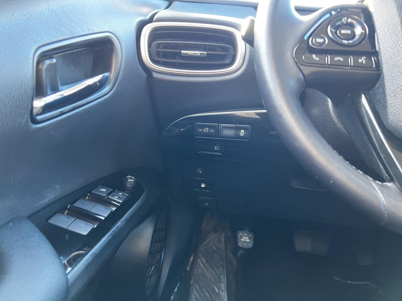 2020 Toyota Prius Prime LE - Photo #19