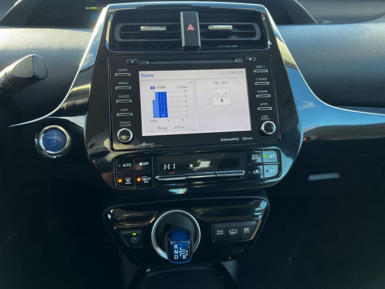 2020 Toyota Prius Prime LE - Photo #25